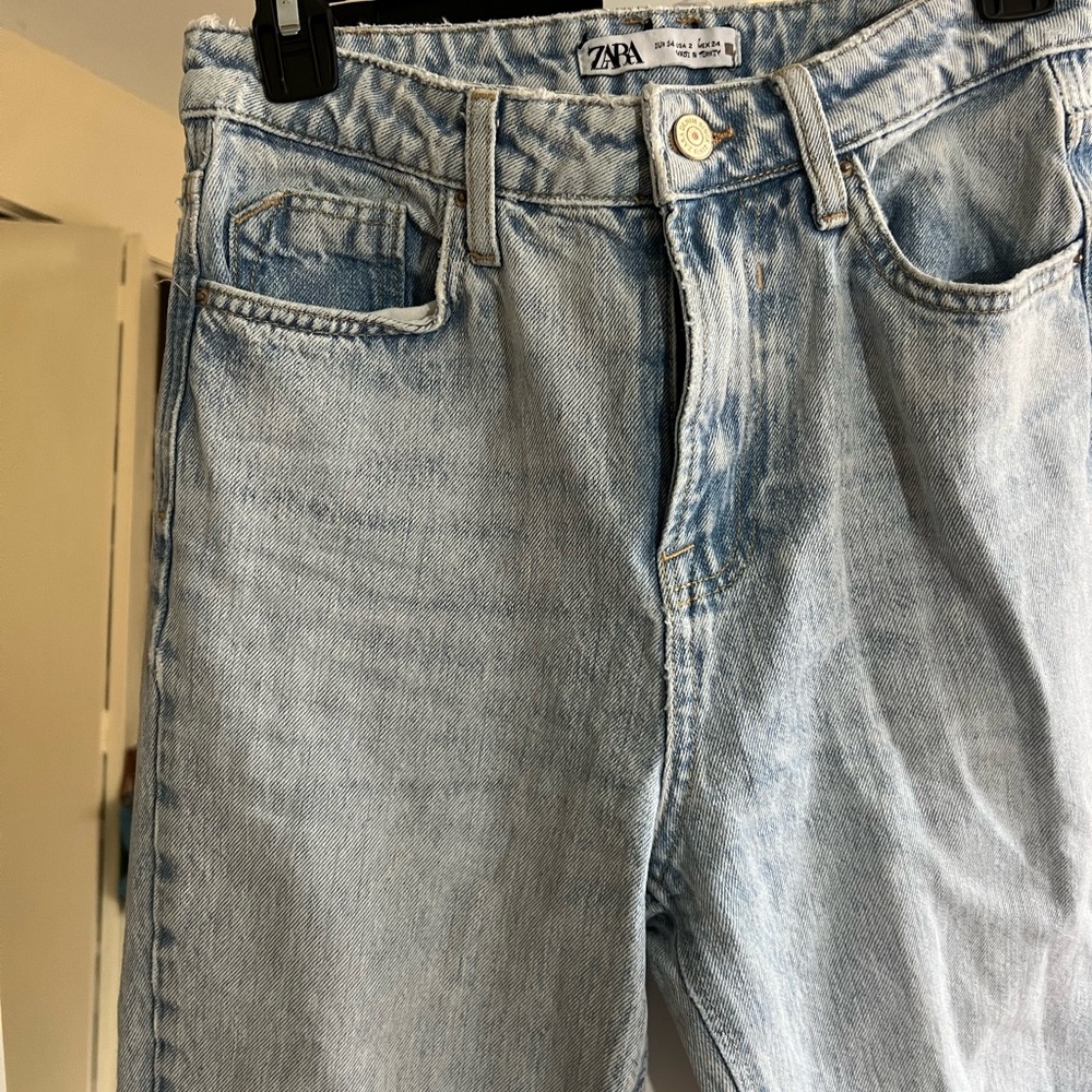 Zara Light Blue Denim Jeans